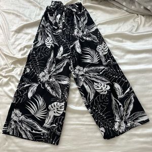❌SOLD❌aloha print pants